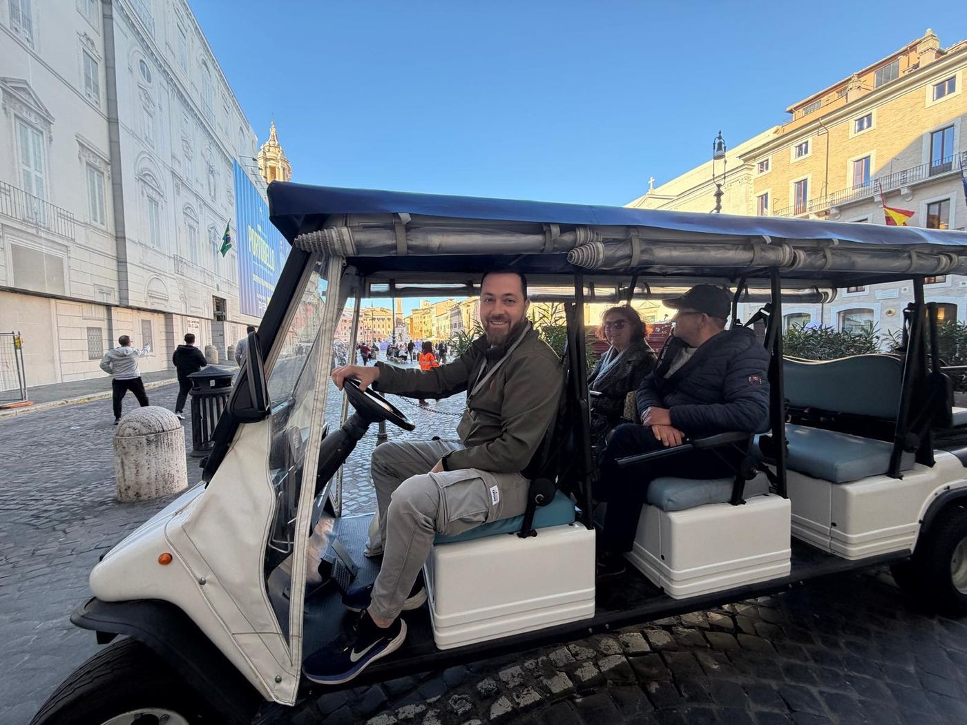 Rome Highlights: Relaxed Golf Cart Tour