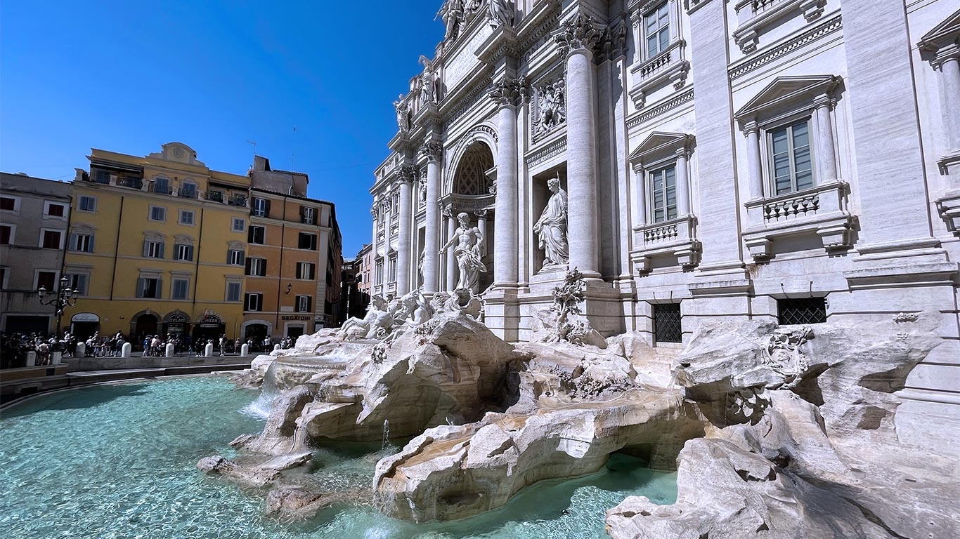 Trevi Fountain: History, Legends and Best Time to Visit